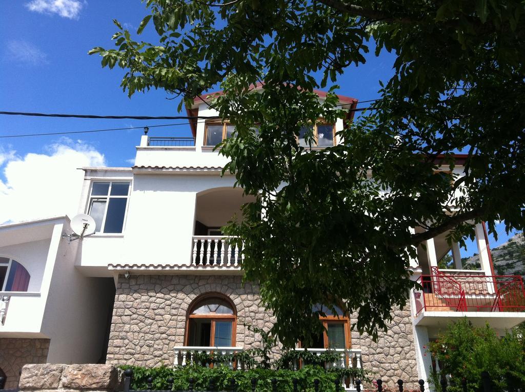 Apartments Veni Up Starigrad Paklenica Esterno foto