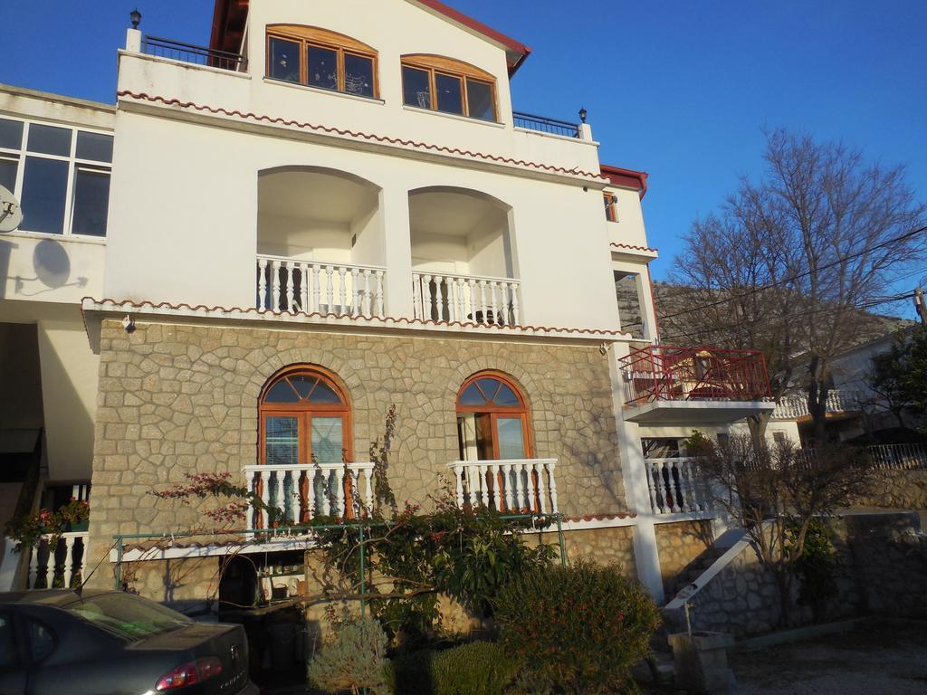 Apartments Veni Up Starigrad Paklenica Esterno foto