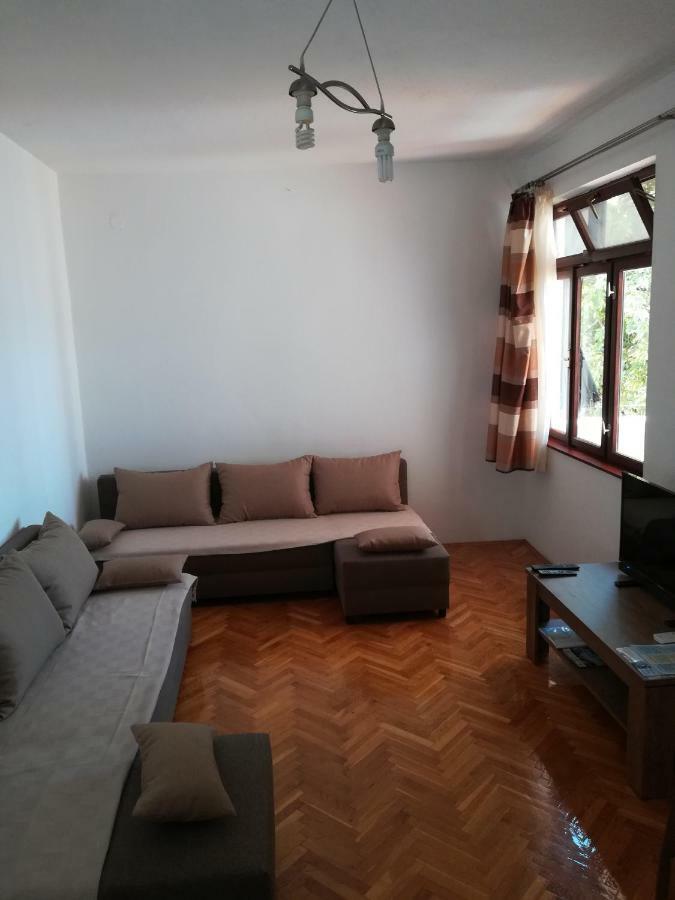 Apartments Veni Up Starigrad Paklenica Esterno foto
